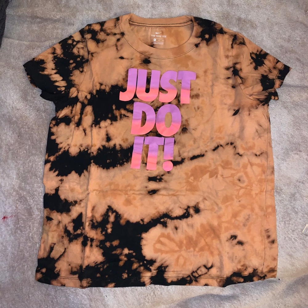 COPY - Nike Top